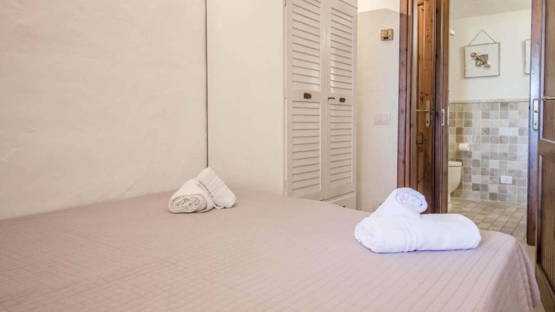 Golfo Aranci - Sea View Apartment With Veranda! 0*, Golfo Aranci