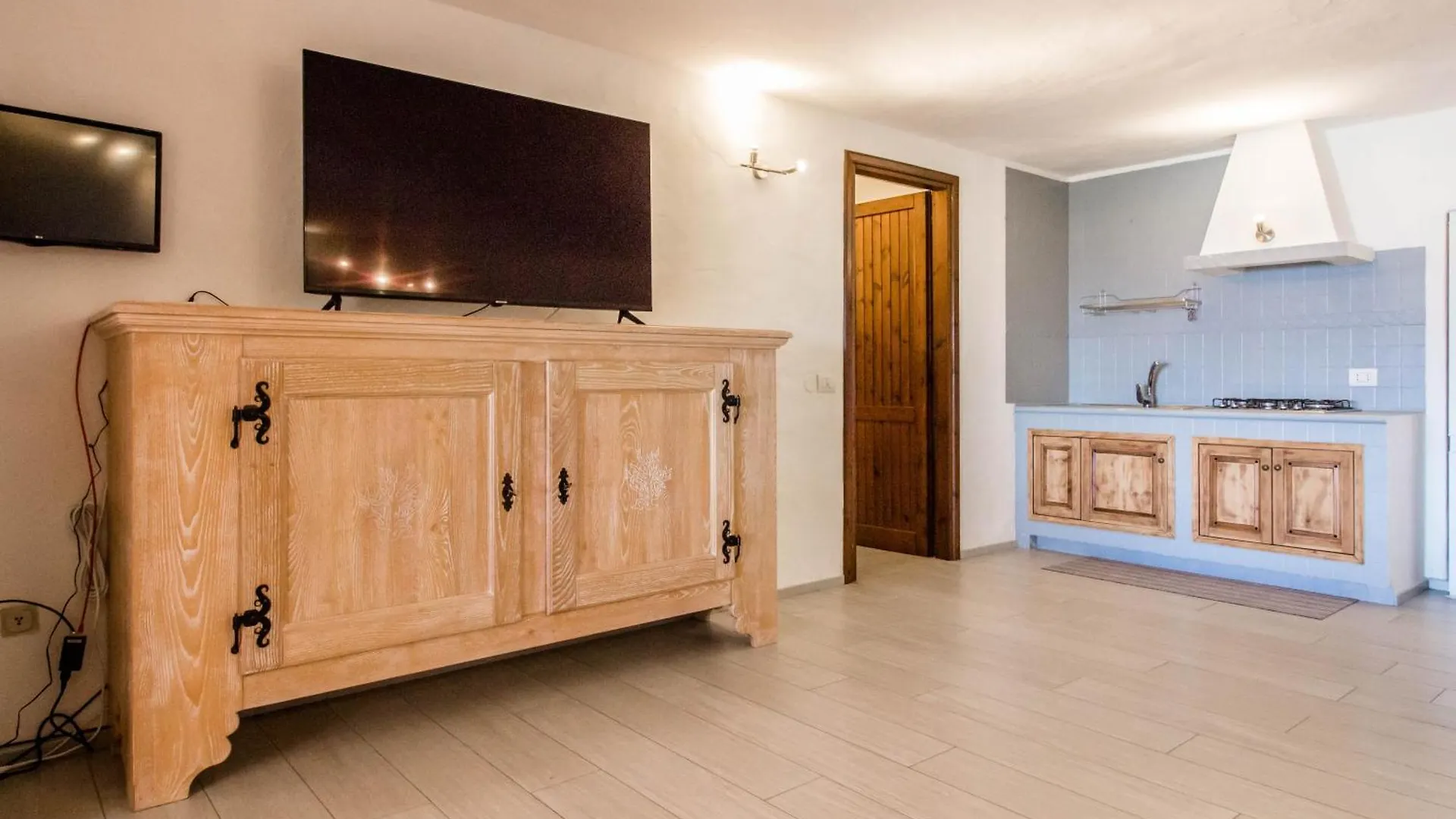 Golfo Aranci - Sea View Apartment With Veranda!