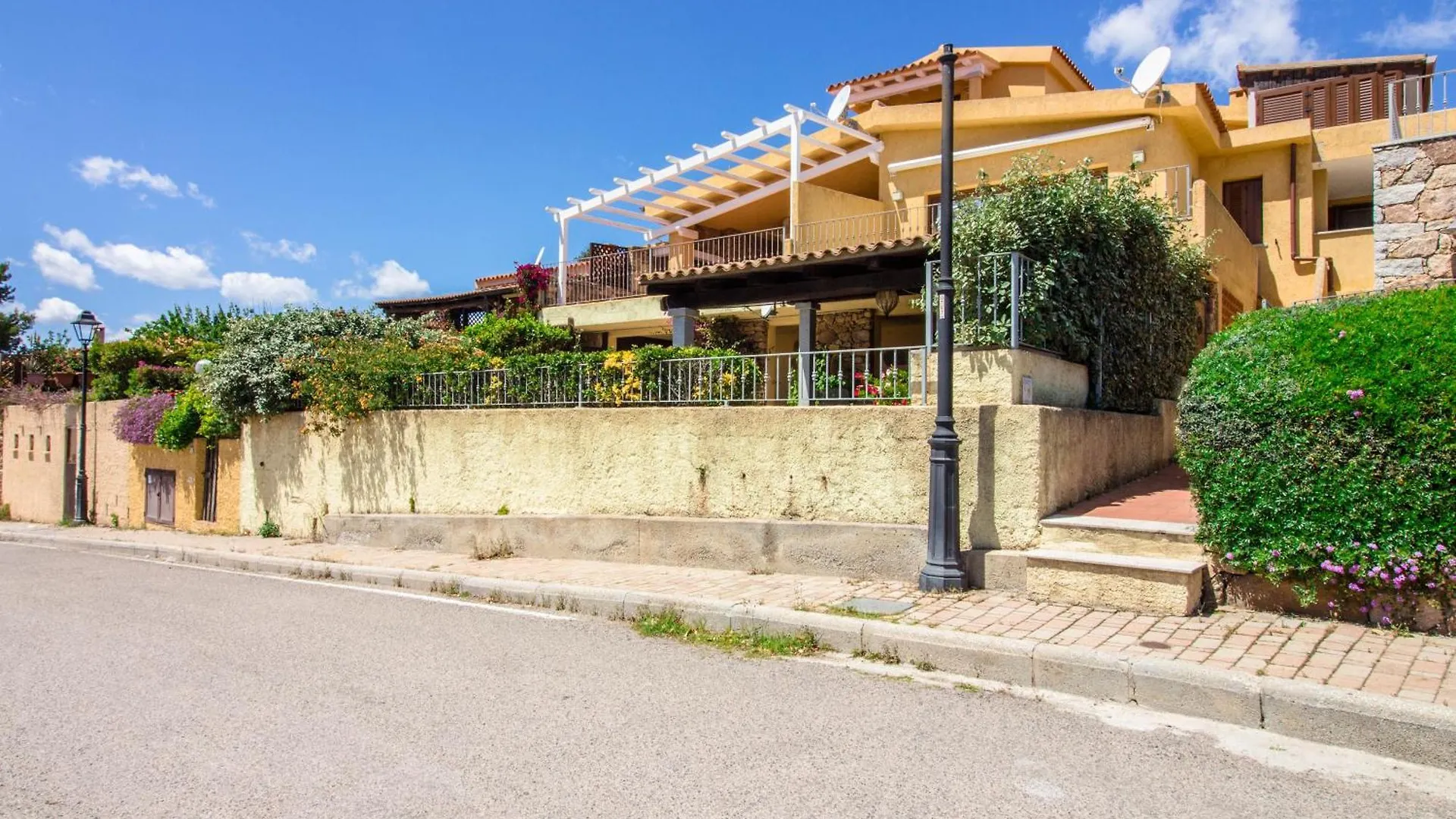 Golfo Aranci - Sea View Apartment With Veranda! Golfo Aranci